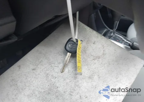 2016 Toyota Corolla L z USA, uszkodzony, nr VIN 2T1BURHE0GC511628